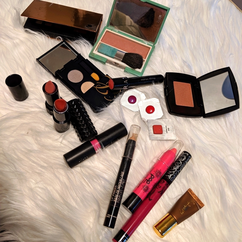 Makeup bundle - Picture 5 of 13